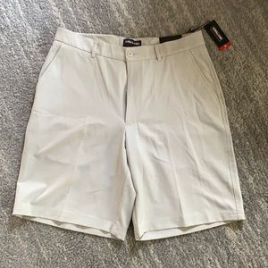 Men’s khaki golf shorts